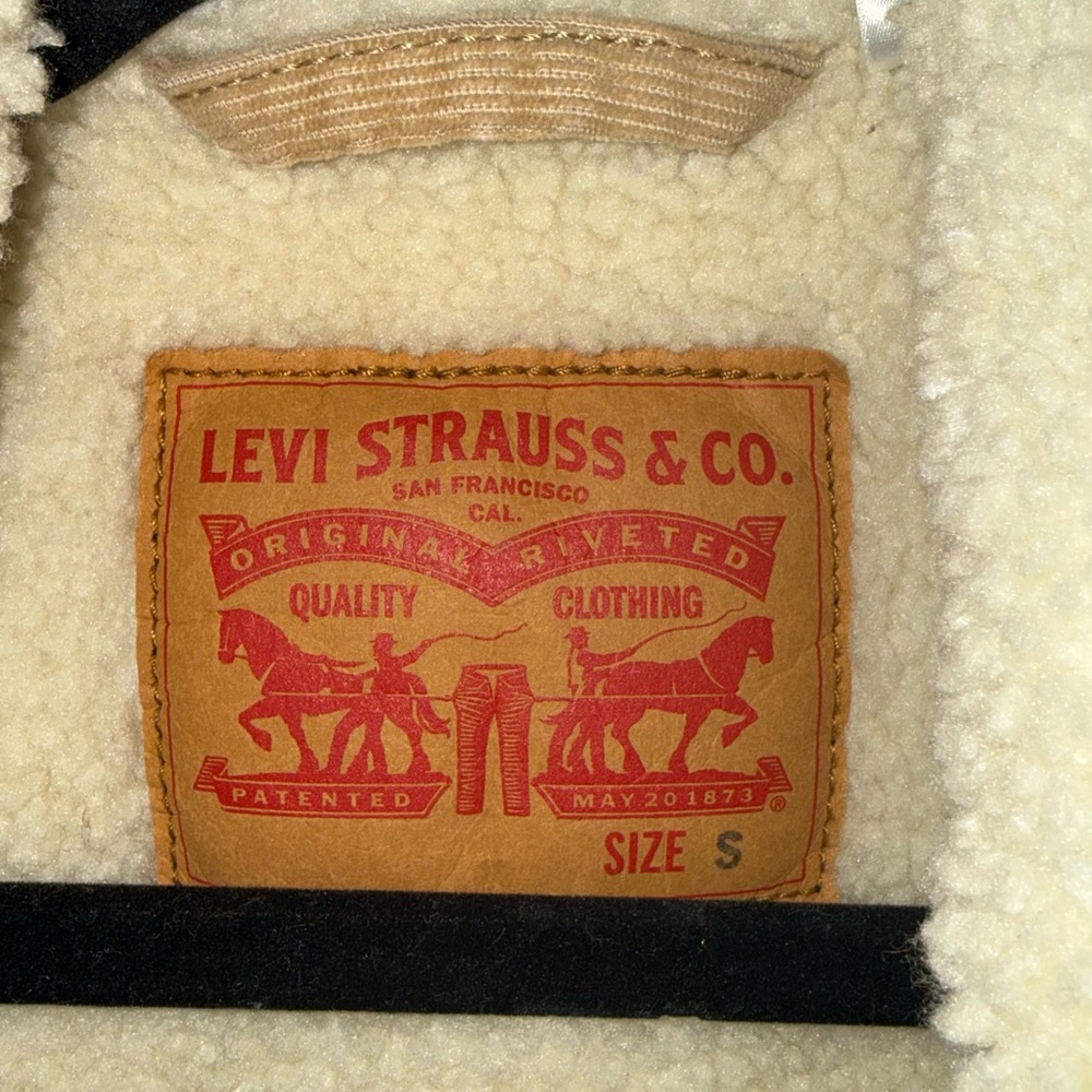 Levi's Corduroy 90's Sherpa Trucker jacket - Picture 3 of 4